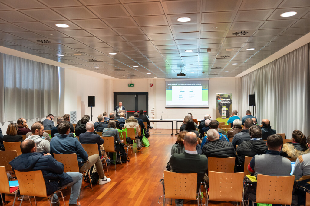 https://cdn.fierabolzano.it/fierabolzano/uploads/blocks/images/interpoma_2024_ph._fieramesse_marcoparisi_low_151_fdou_ghe4_l.jpg